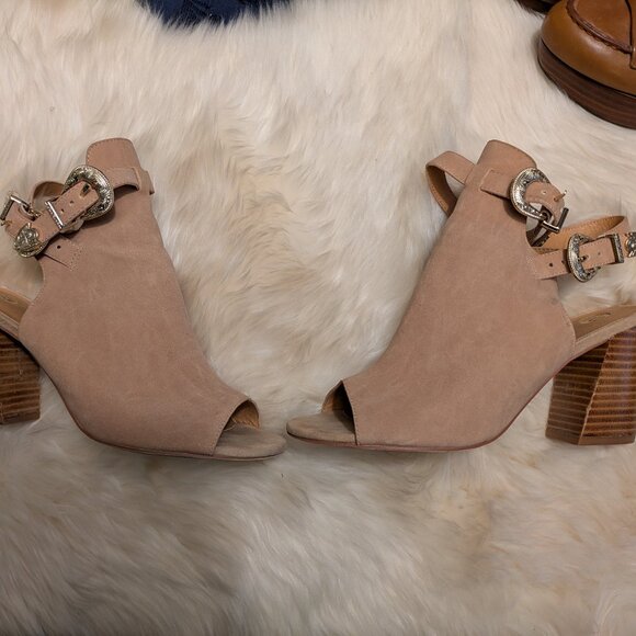 River Island Block Heel Peep Toe Sandal - Picture 3 of 10